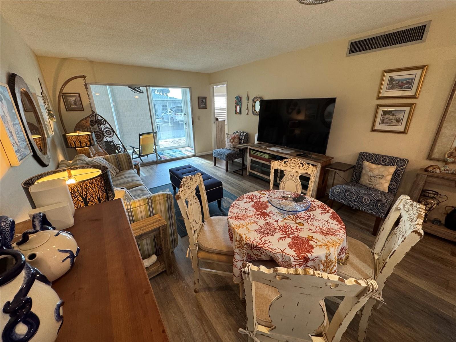 1400 Tarpon Center Dr #111 Property Photo 11