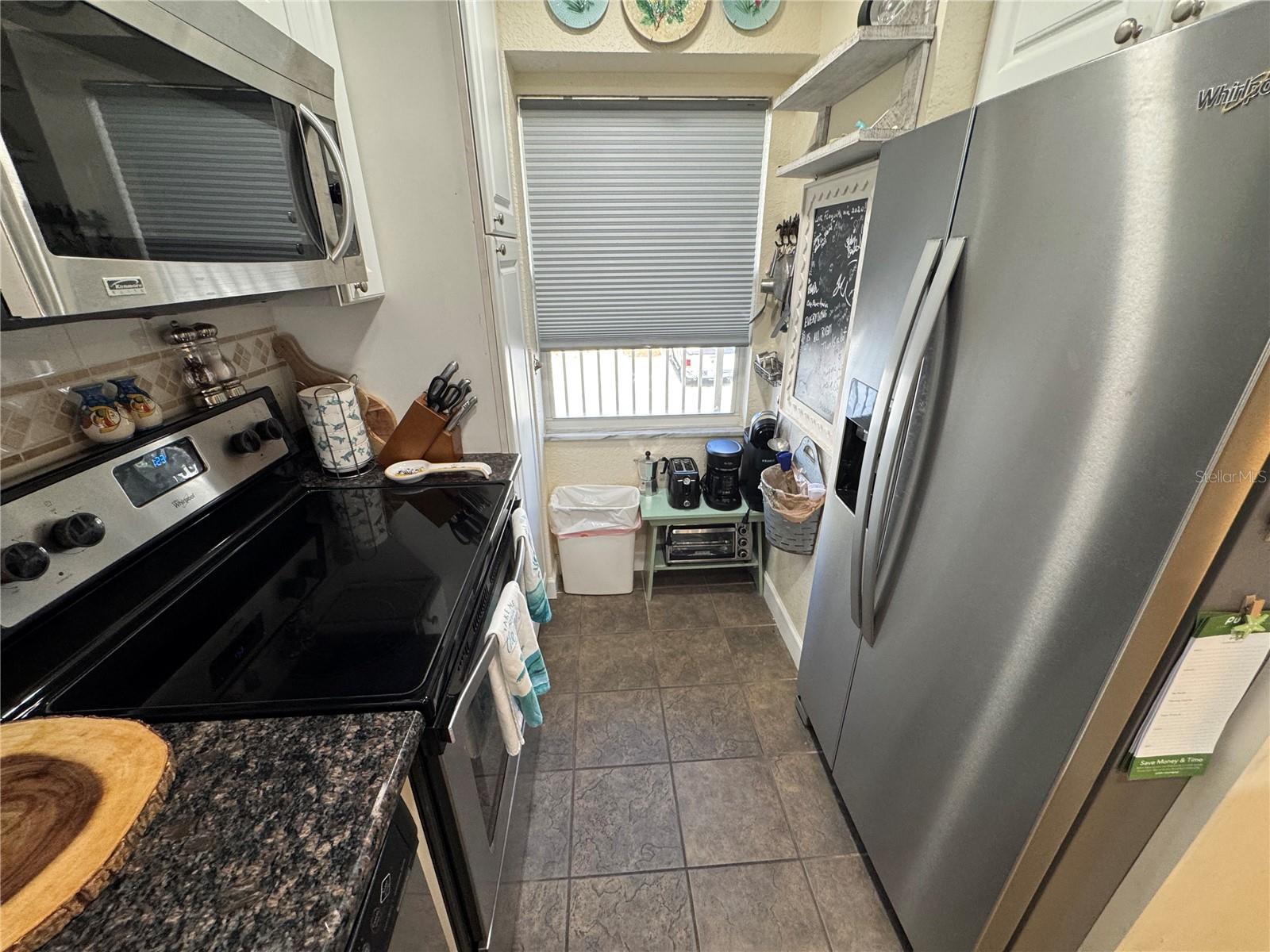 1400 Tarpon Center Dr #206 Property Photo 6