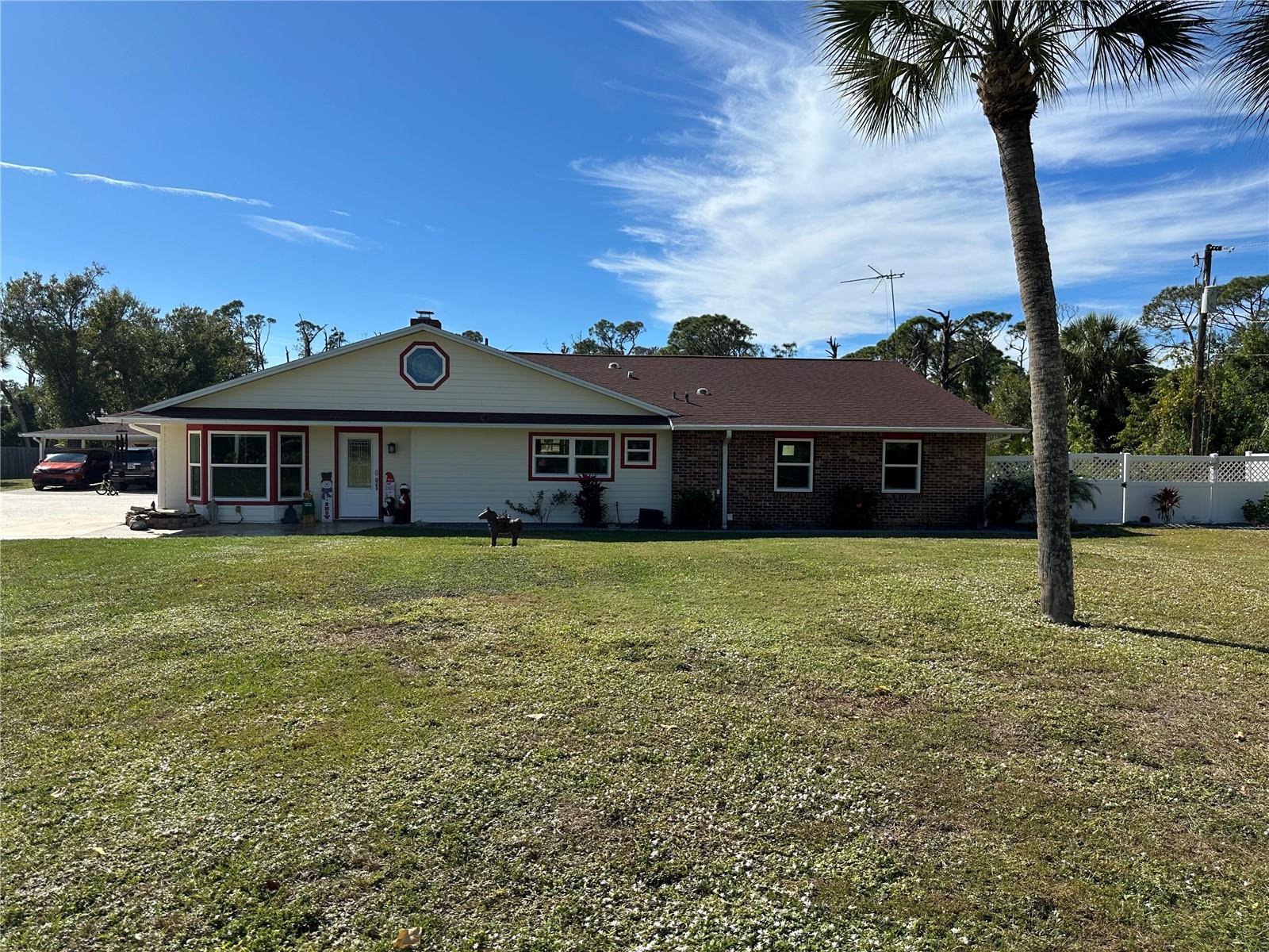 1181 LARCHMONT DR Property Photo 1