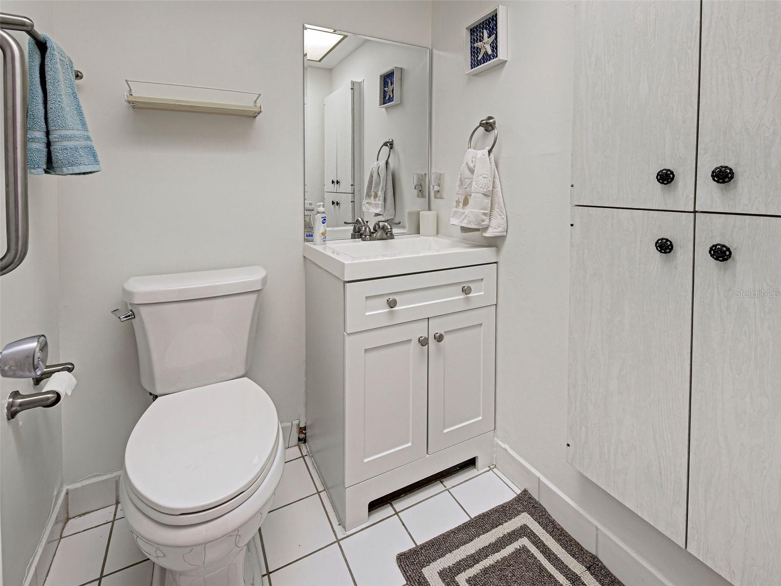 232 Saint Augustine Ave #105 Property Photo 38