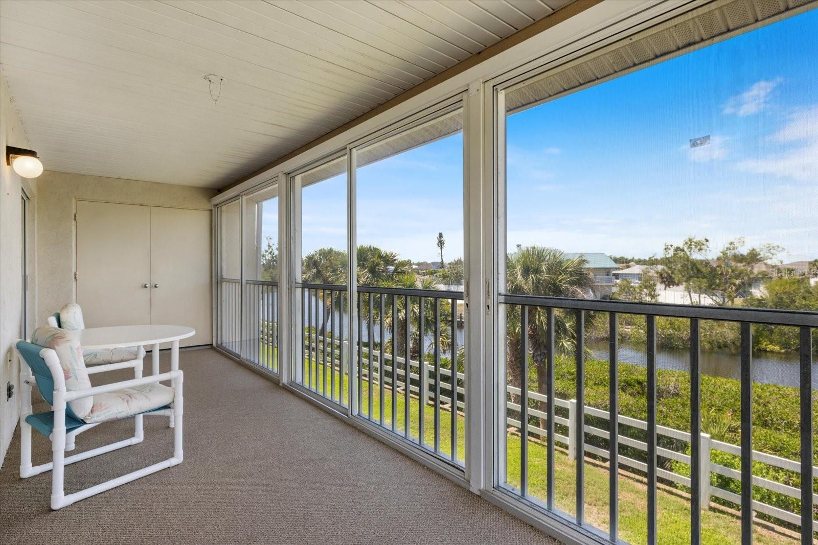 841 Waterside Dr #206 Property Photo 16
