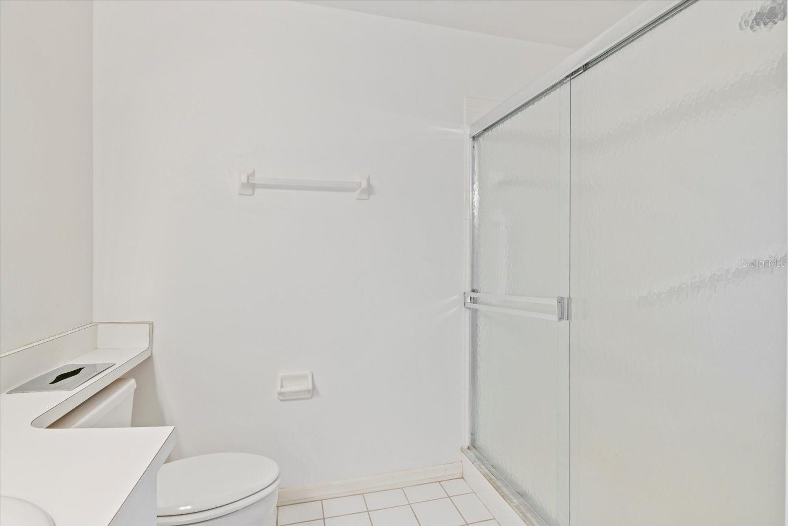 841 Waterside Dr #206 Property Photo 24