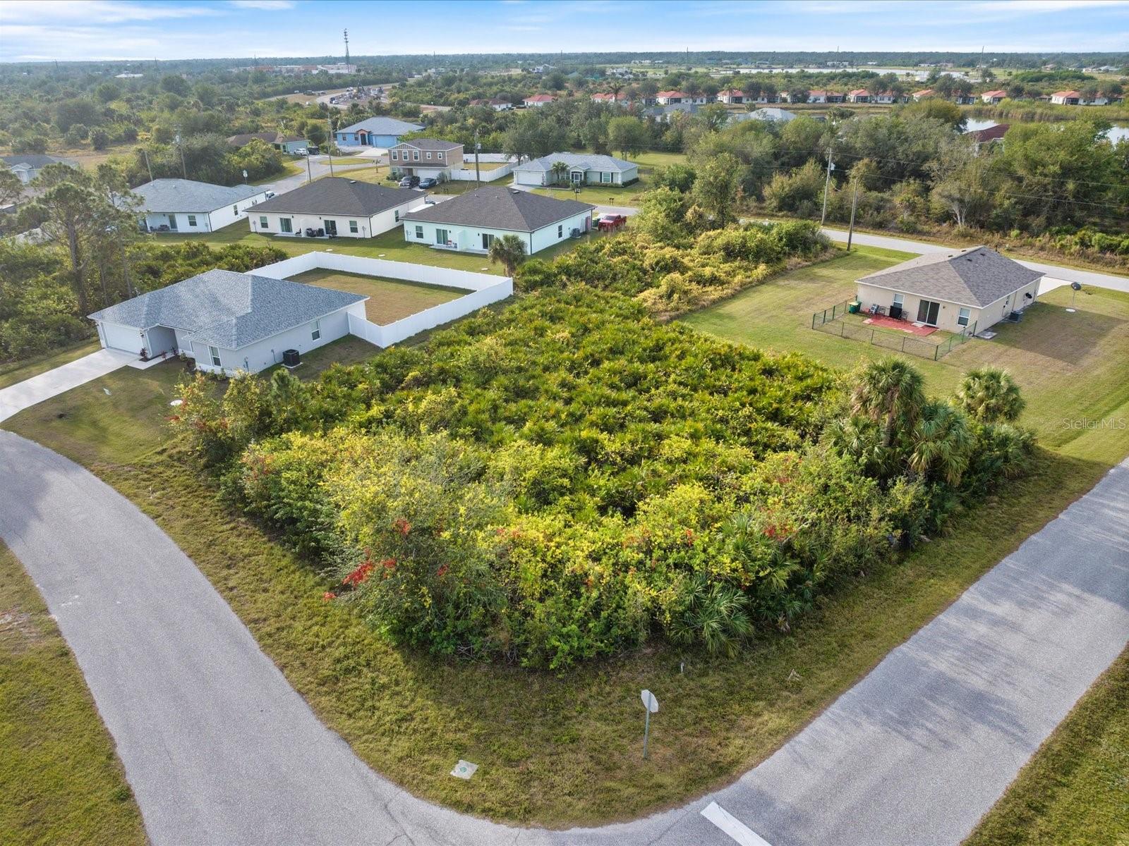 12142 Appleberg Cir Property Photo 8