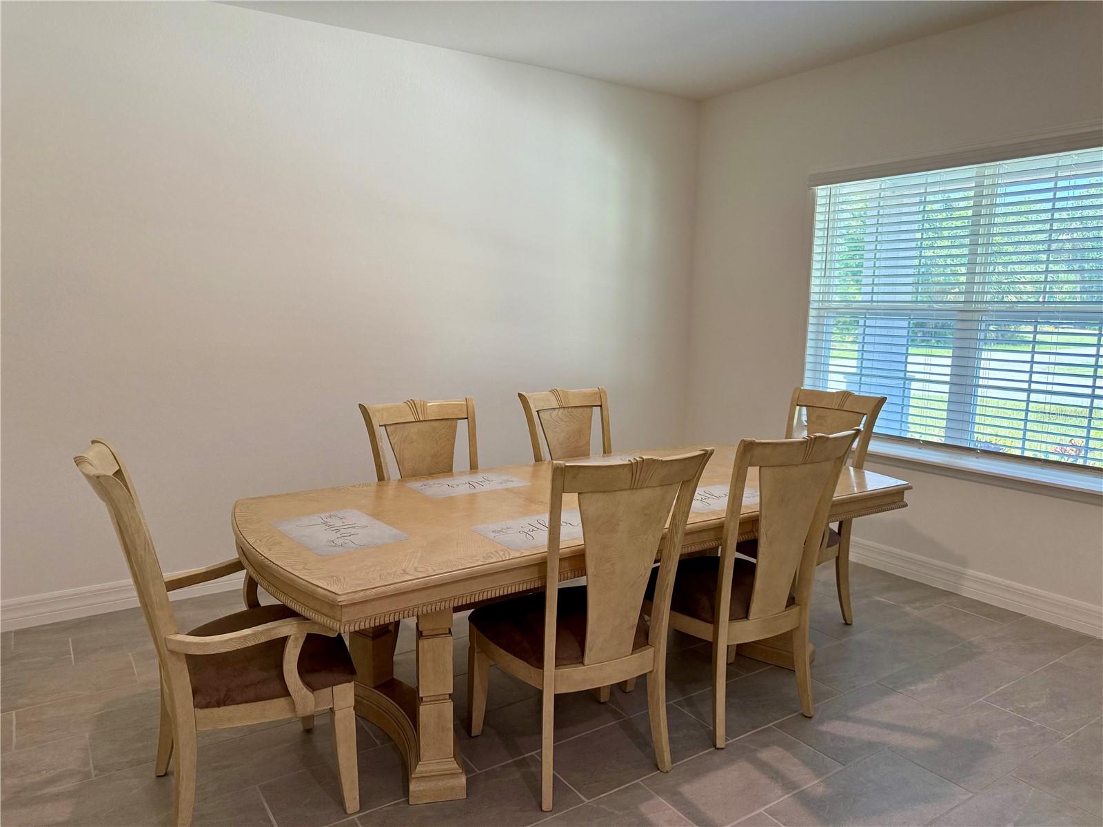 15467 Maynard Ave Property Photo 4