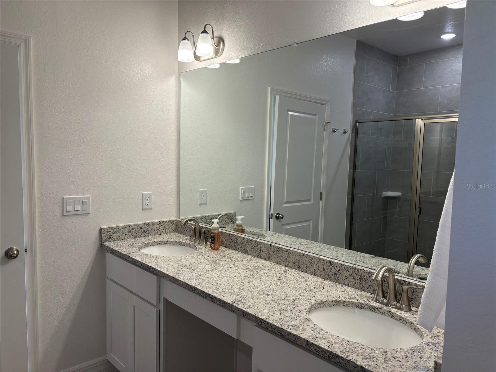15467 Maynard Ave Property Photo 9