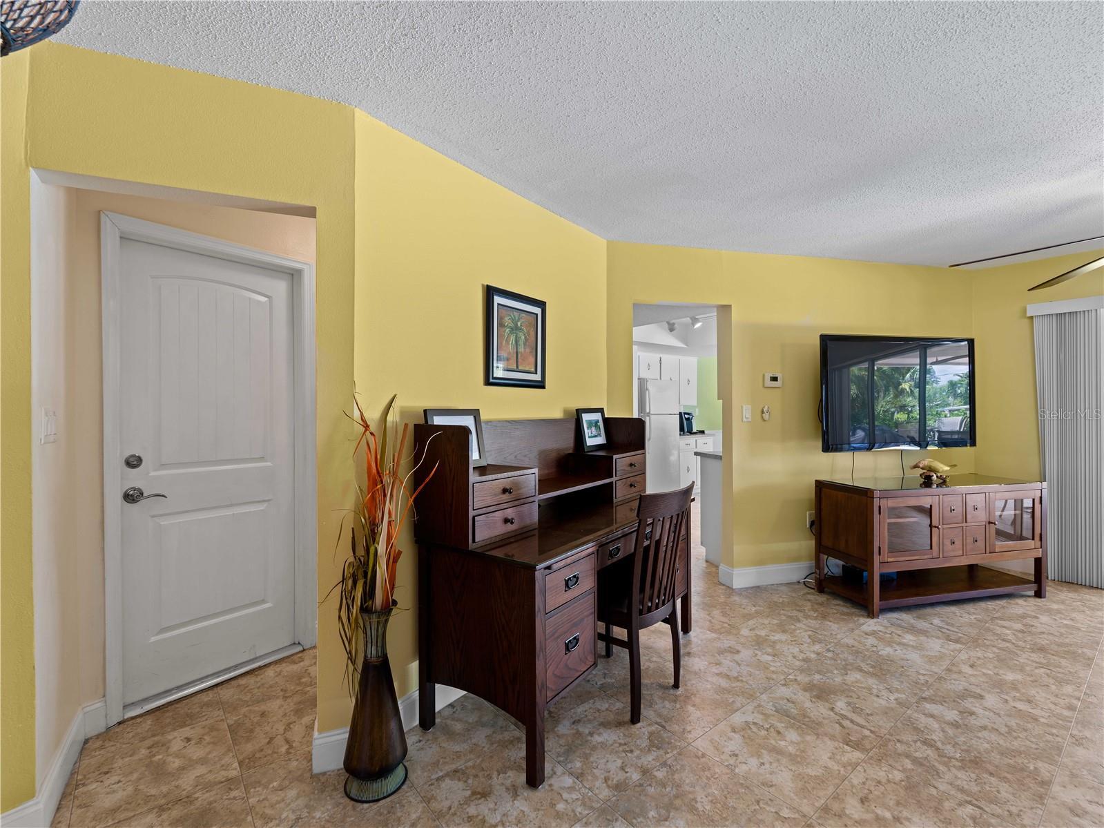 424 Baycrest Dr Property Photo 14