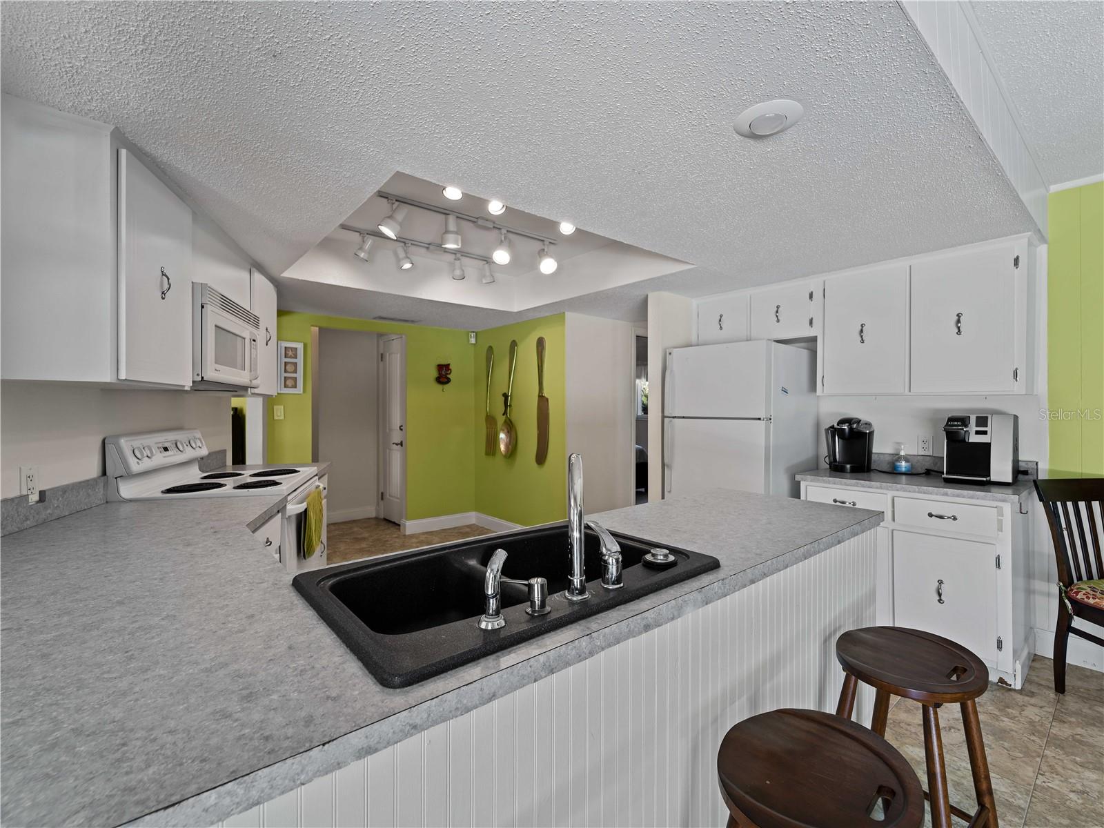 424 Baycrest Dr Property Photo 28