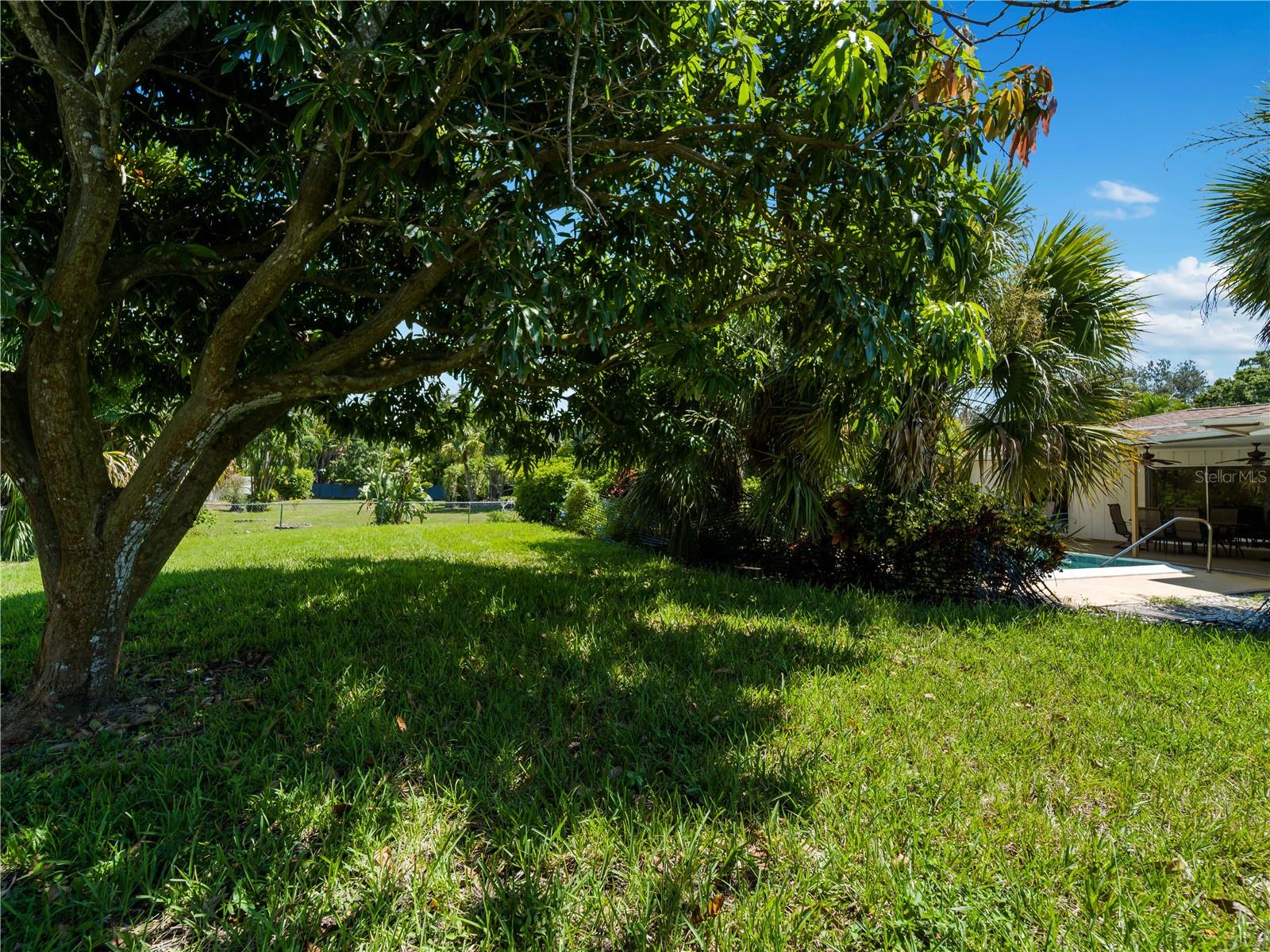424 Baycrest Dr Property Photo 36