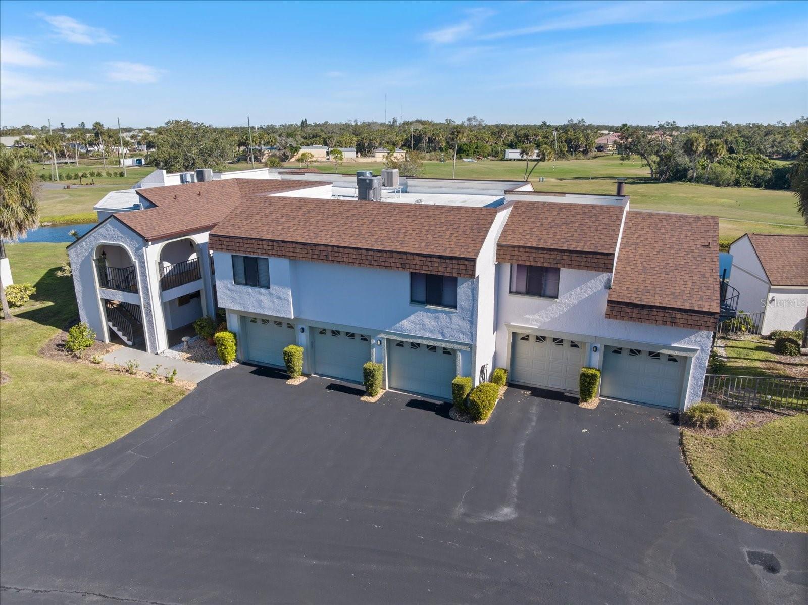 822 Capri Isles Blvd #107 Property Photo 3