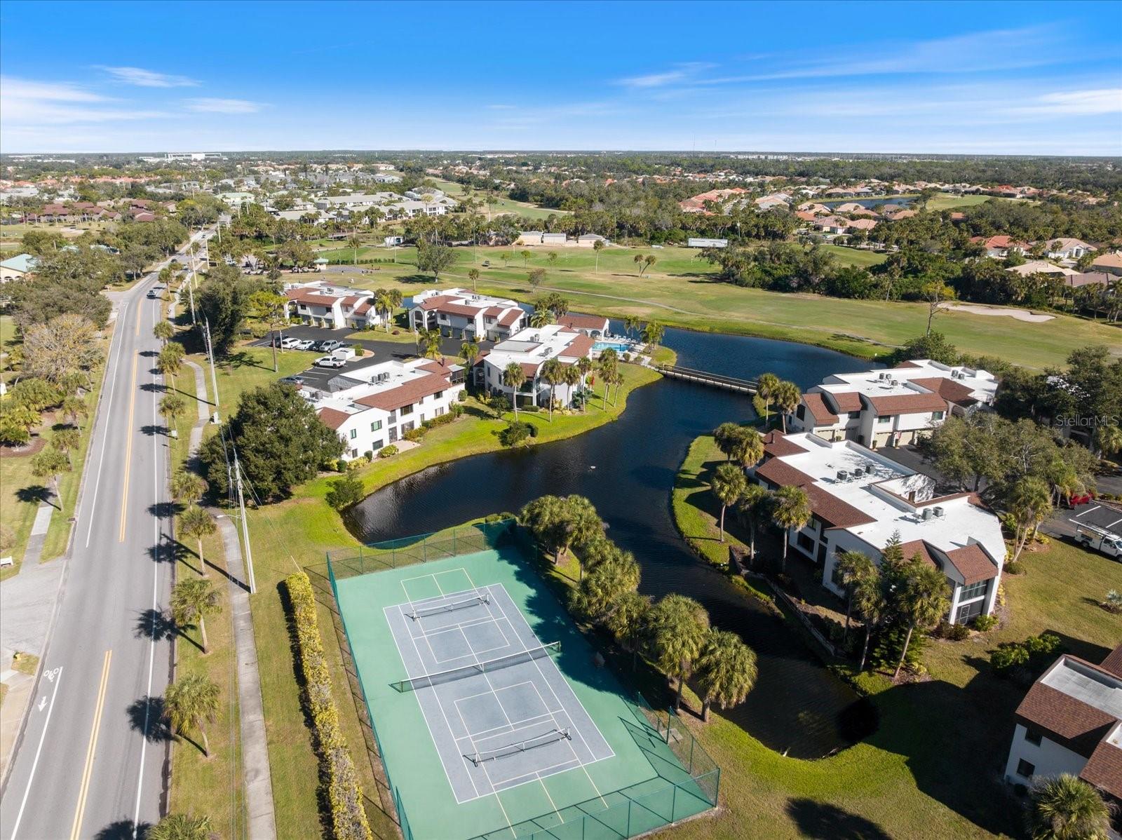 822 Capri Isles Blvd #107 Property Photo 8