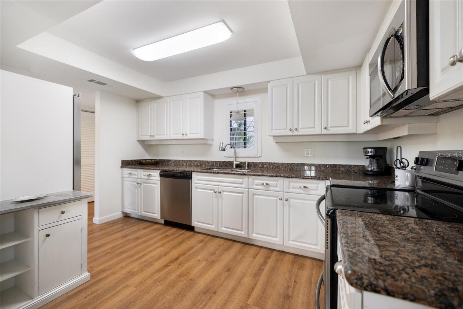 822 Capri Isles Blvd #107 Property Photo 18
