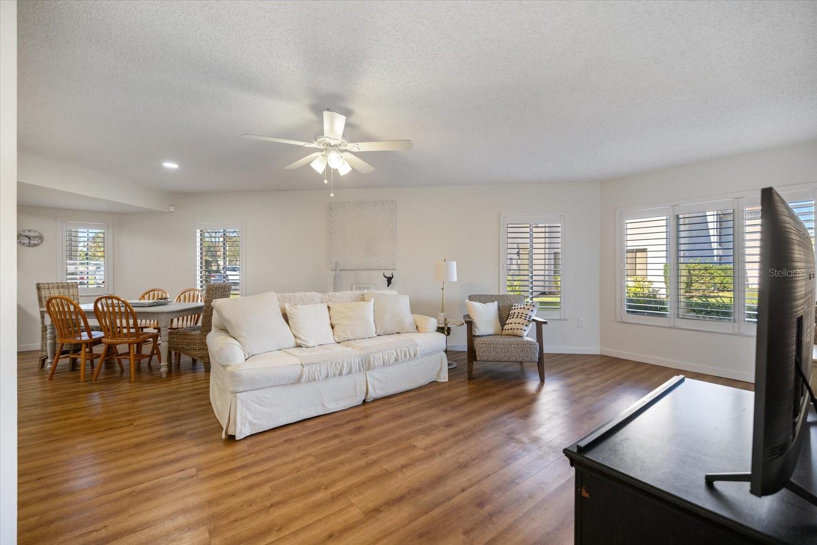 822 Capri Isles Blvd #107 Property Photo 20