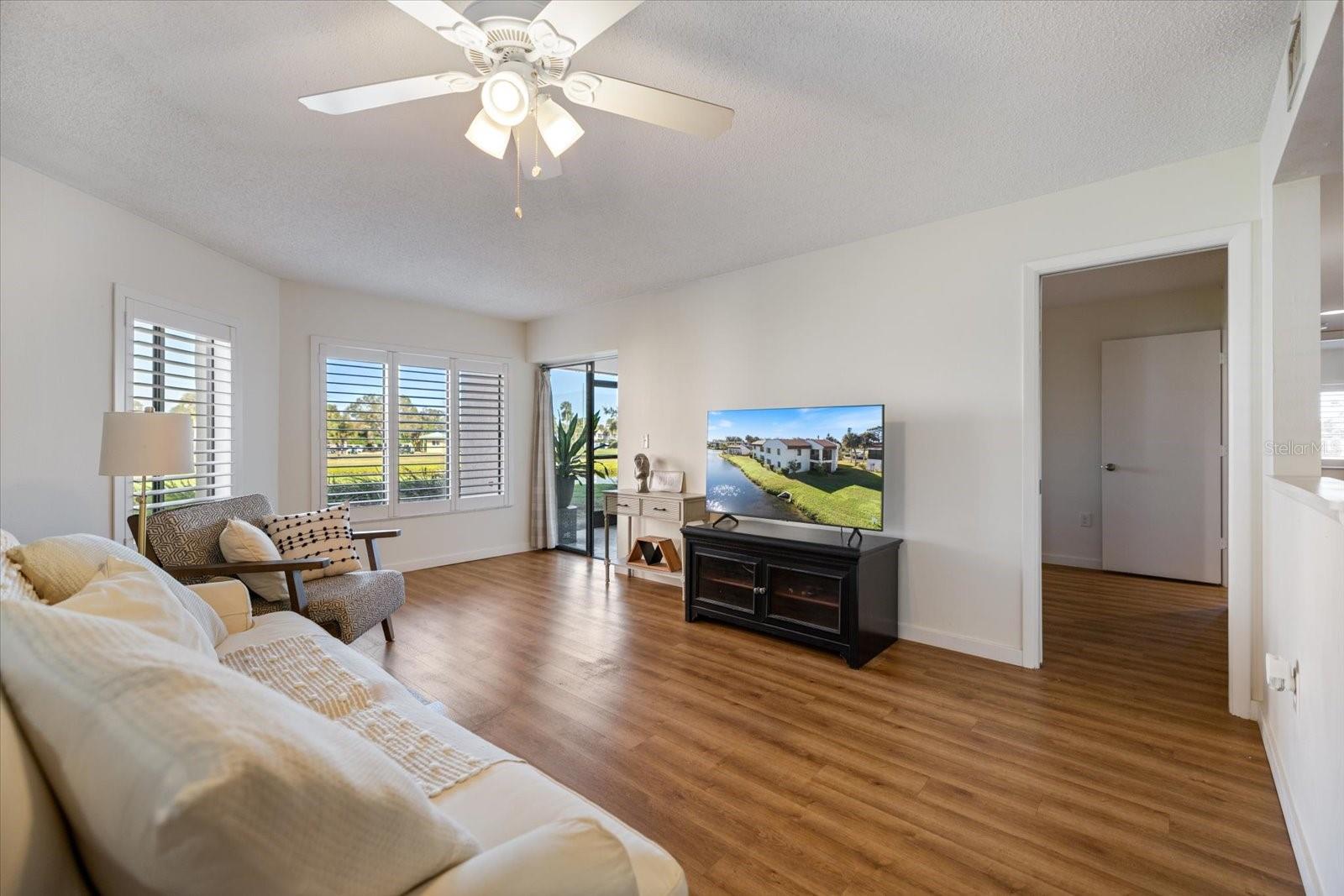 822 Capri Isles Blvd #107 Property Photo 22