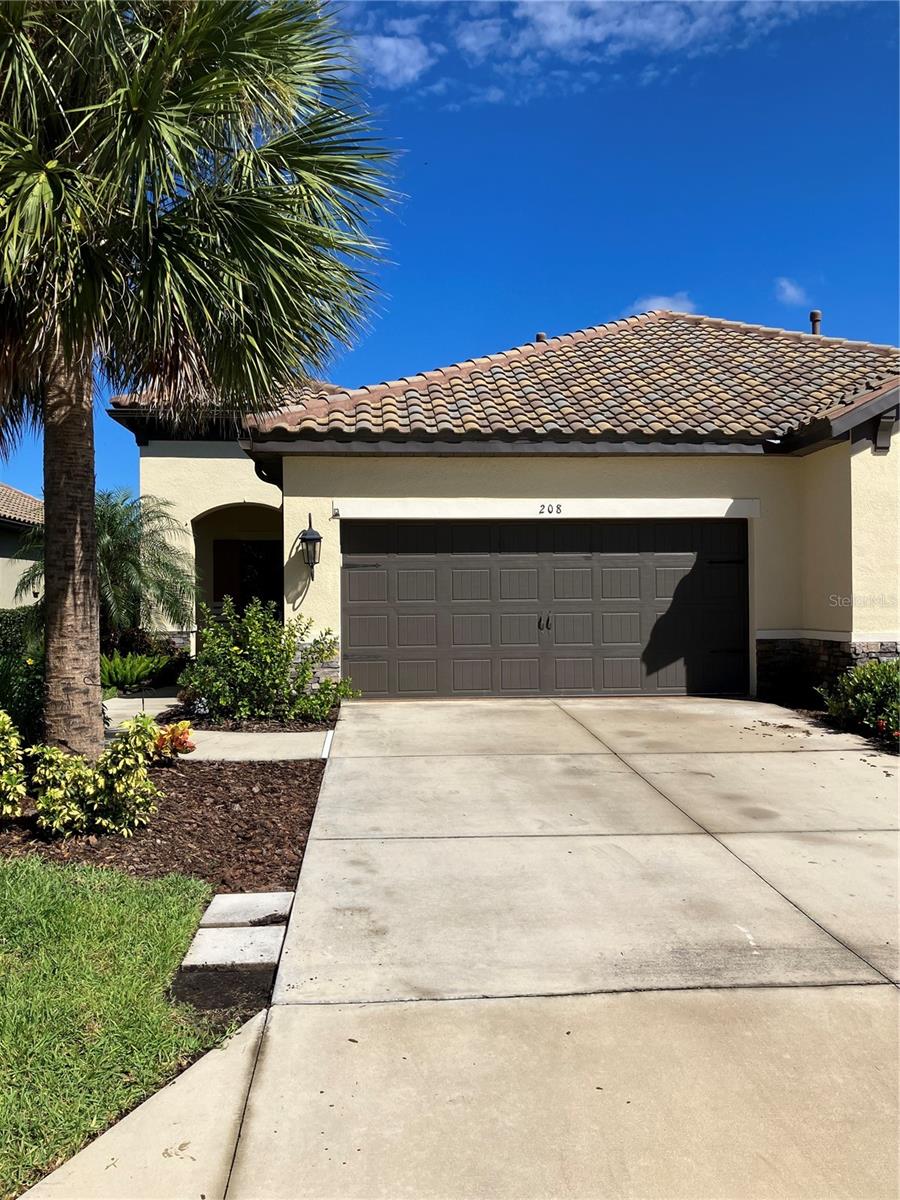 208 PALIDORO CIR