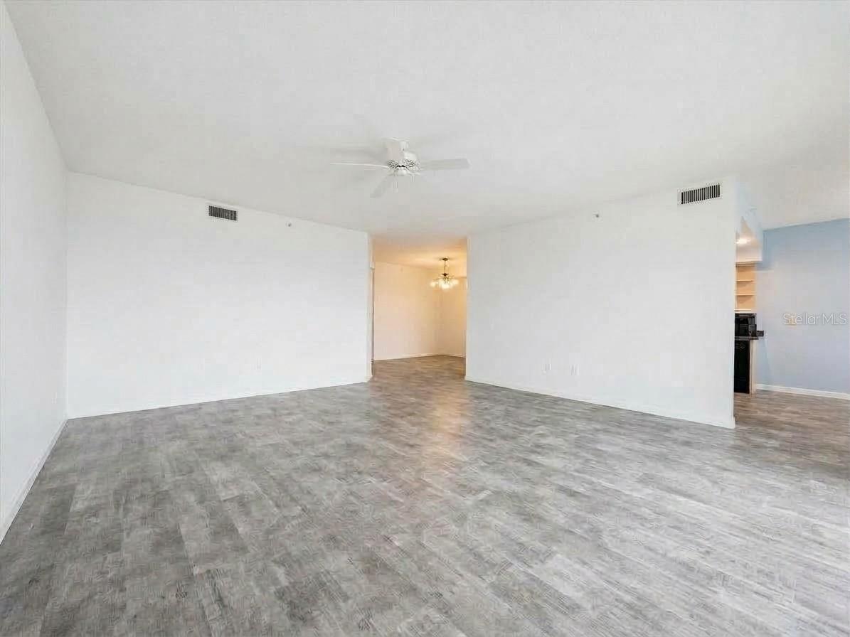 200 Harbor Walk Dr #322 Property Photo 24