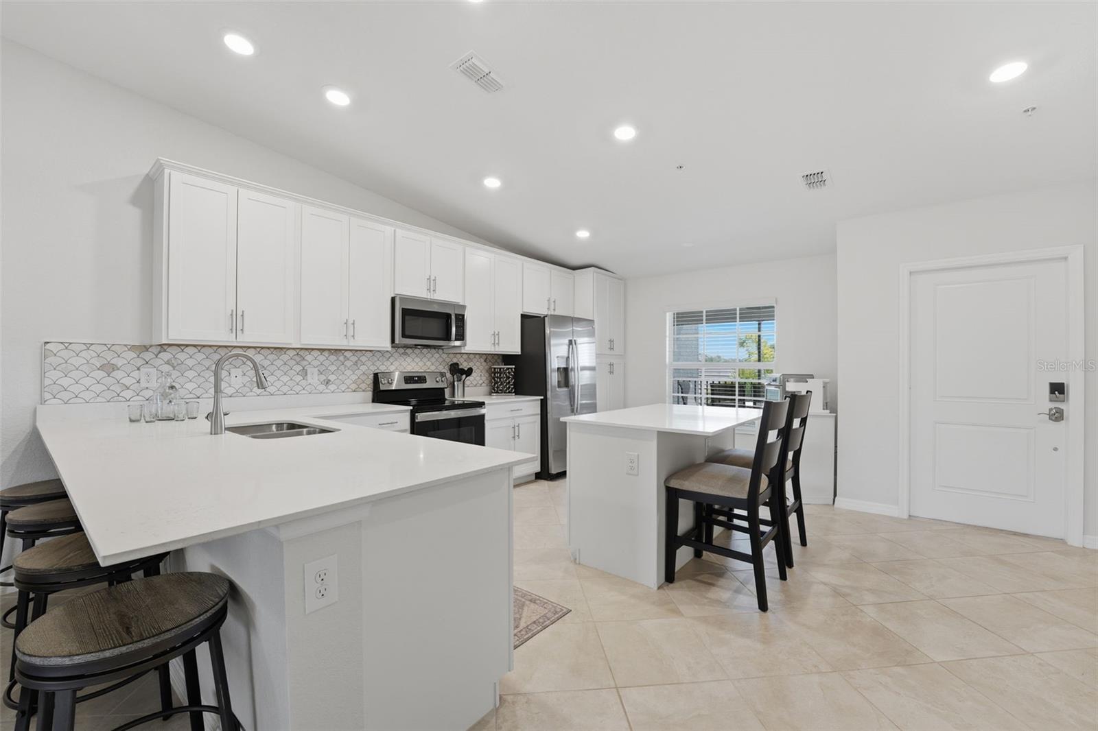 12440 Wellen Golf St #201 Property Photo 3