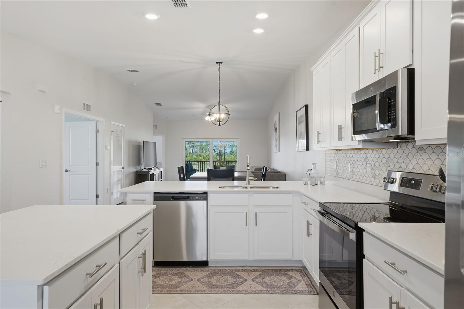 12440 Wellen Golf St #201 Property Photo 4