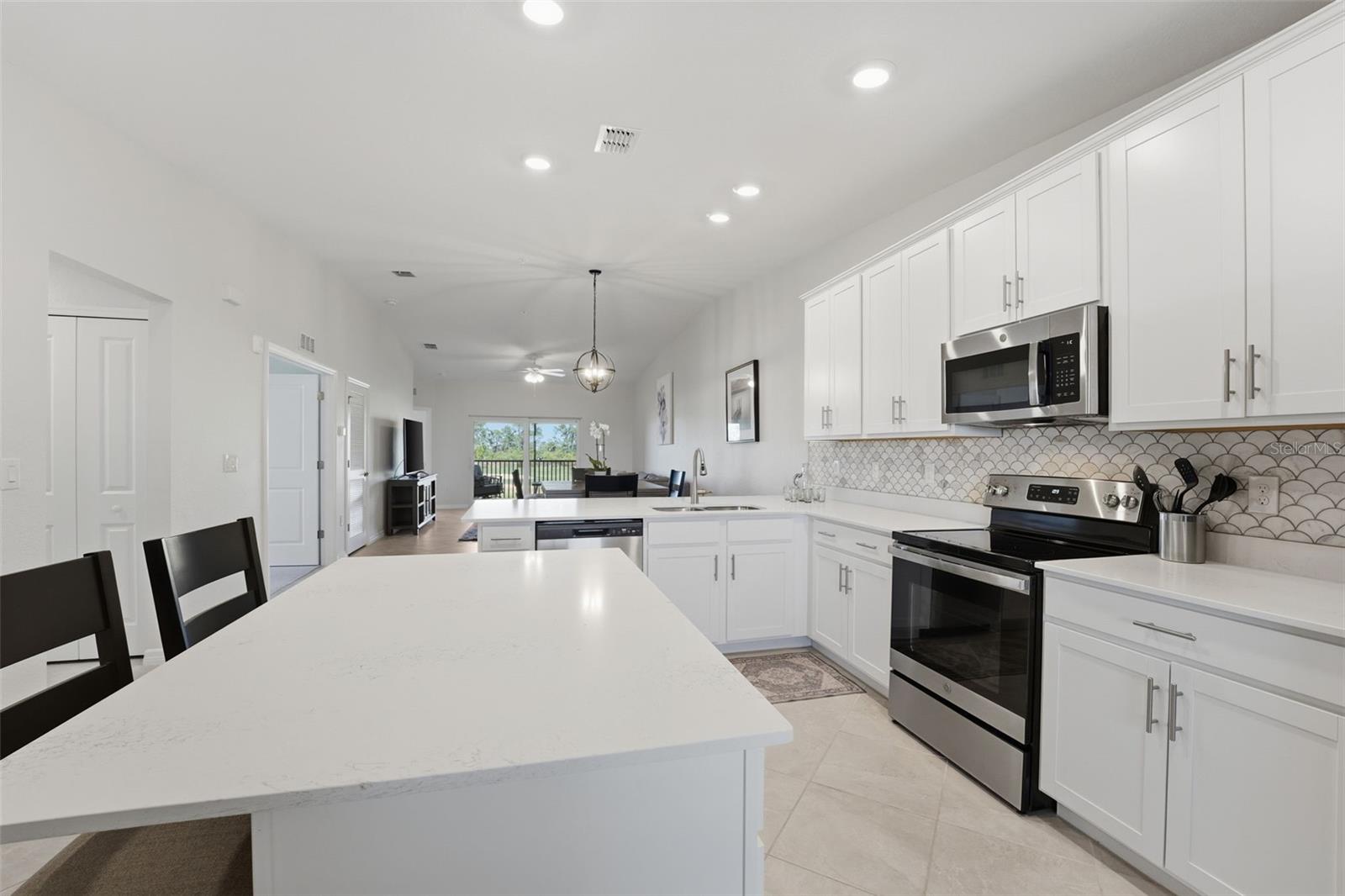 12440 Wellen Golf St #201 Property Photo 5