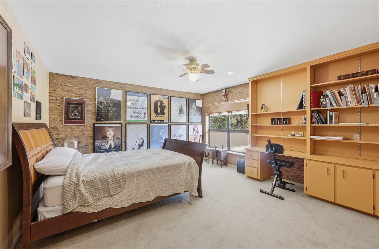 1066 Conover St Property Photo 43