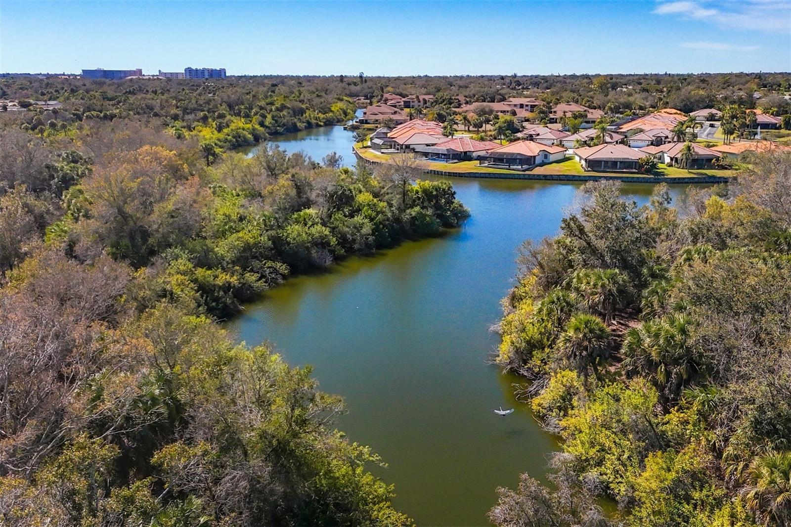 E Sklar Dr Property Photo 8