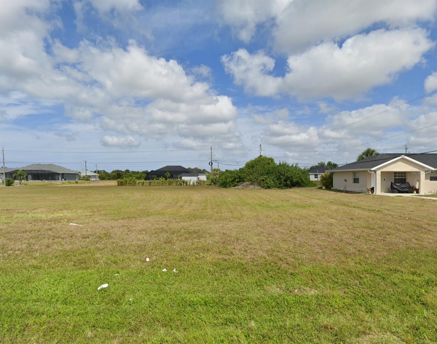 303 Boundary Blvd Property Photo