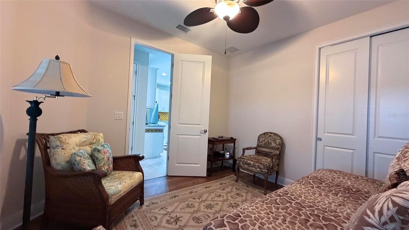 11940 Tapestry Ln Property Photo 20