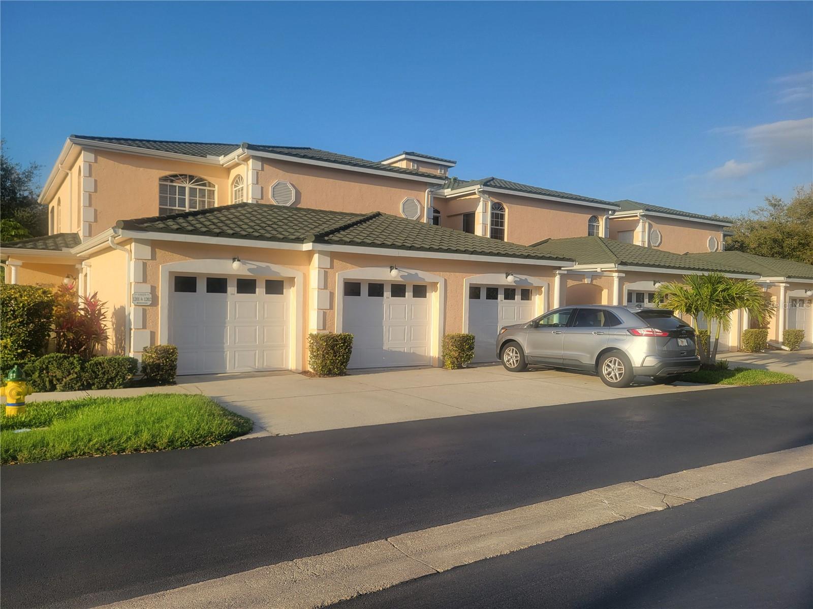 1203 GONDOLA PARK DR #1203 Property Photo 1