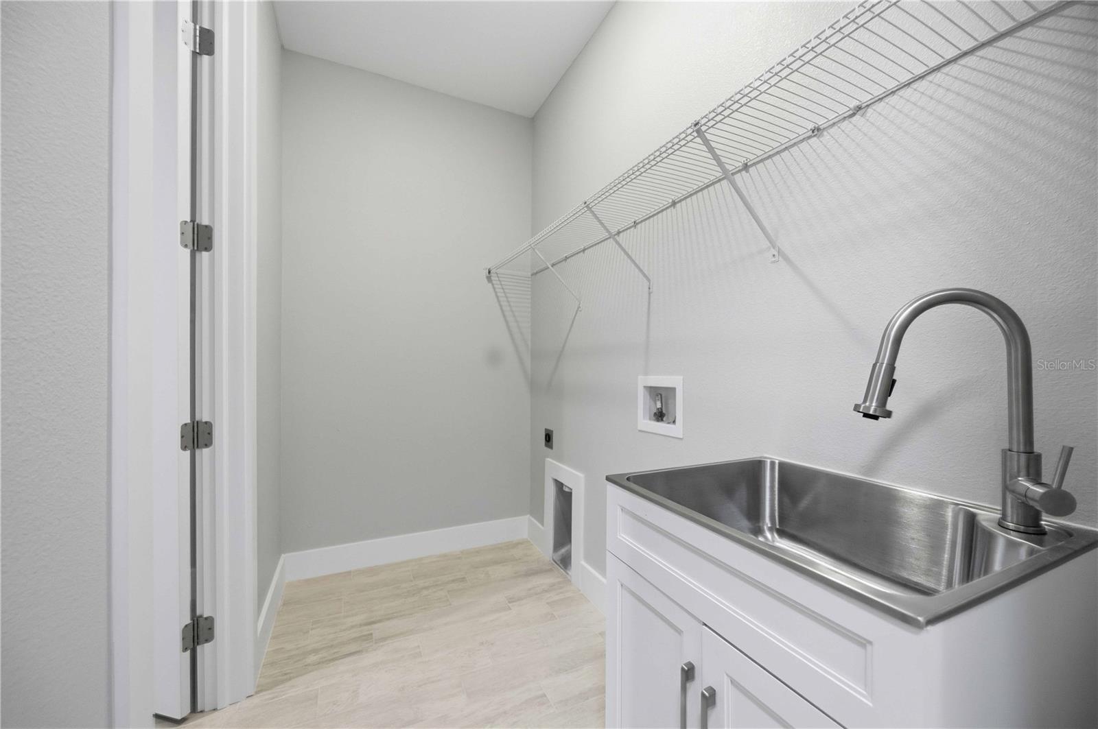 10443 Riverside Rd Property Photo 26