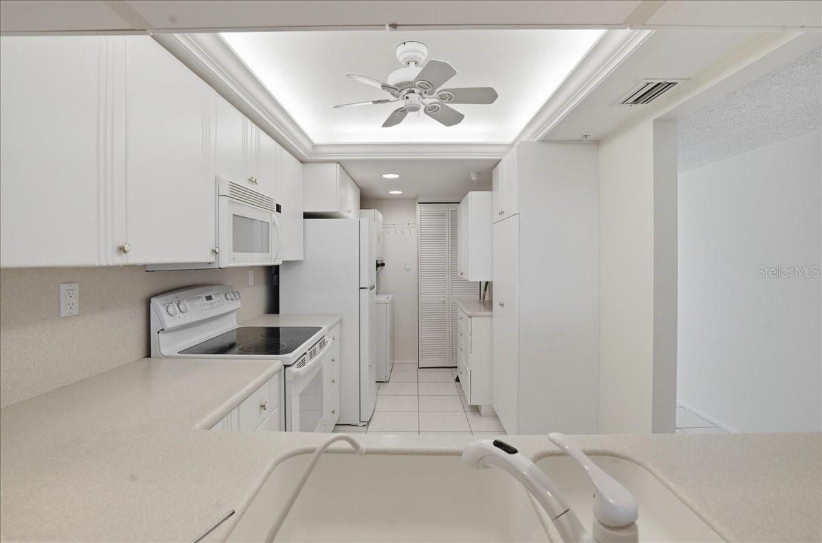 840 The Esplanade N #206 Property Photo 6