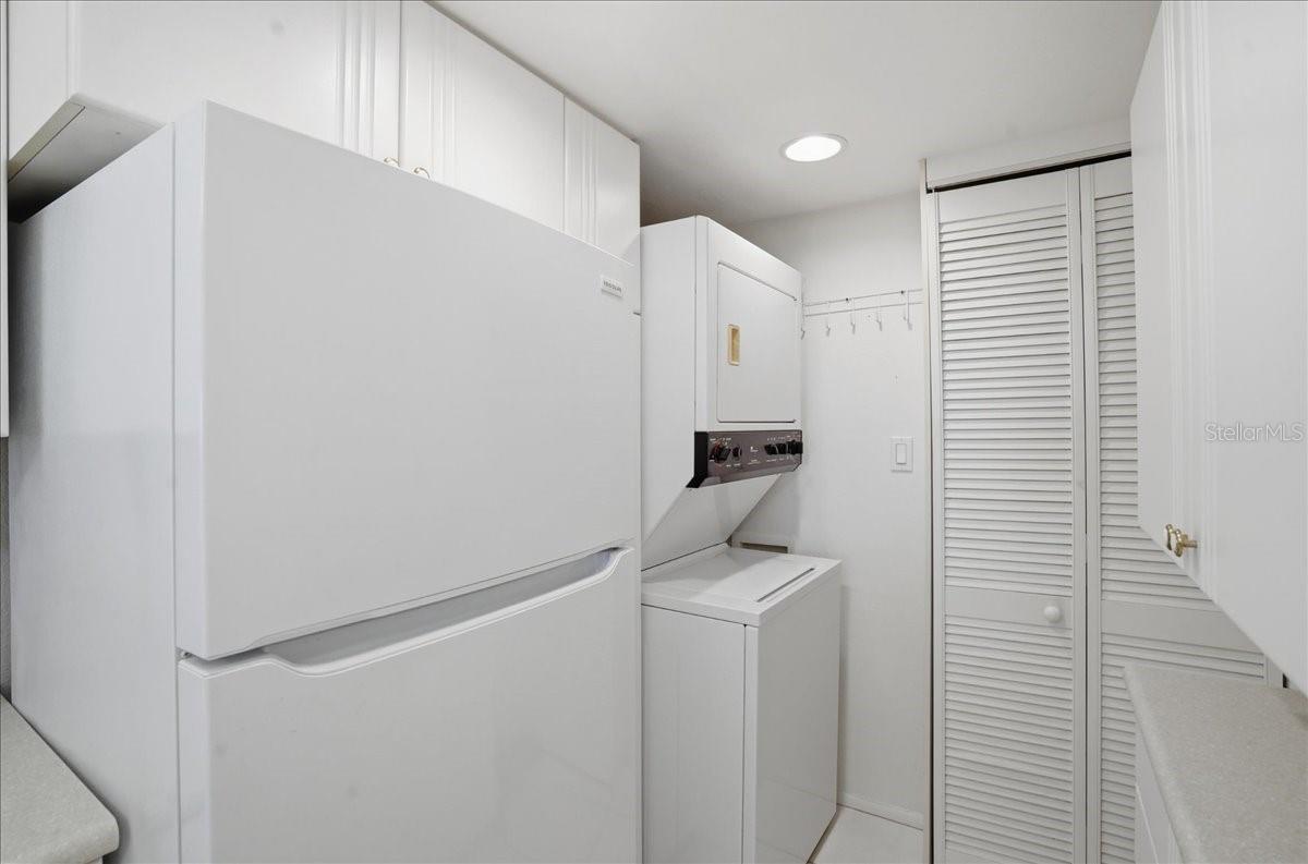 840 The Esplanade N #206 Property Photo 10