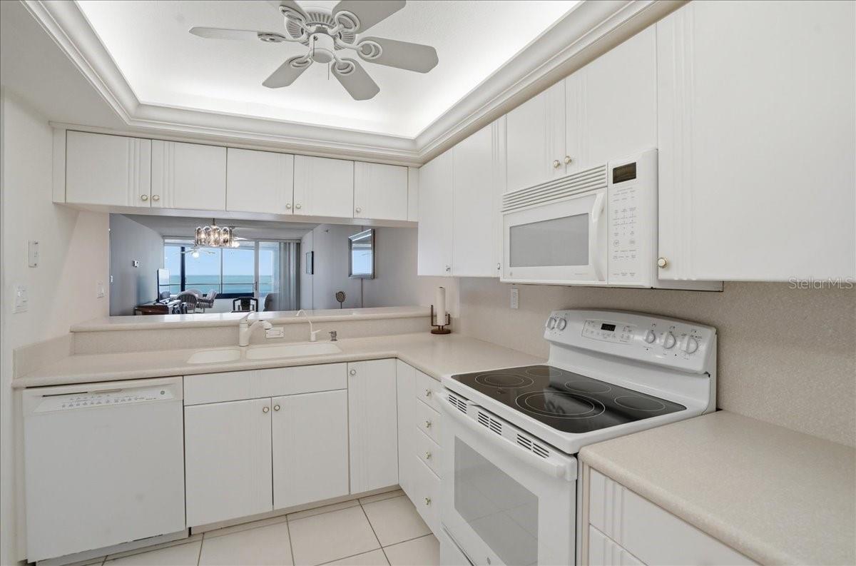 840 The Esplanade N #206 Property Photo 11