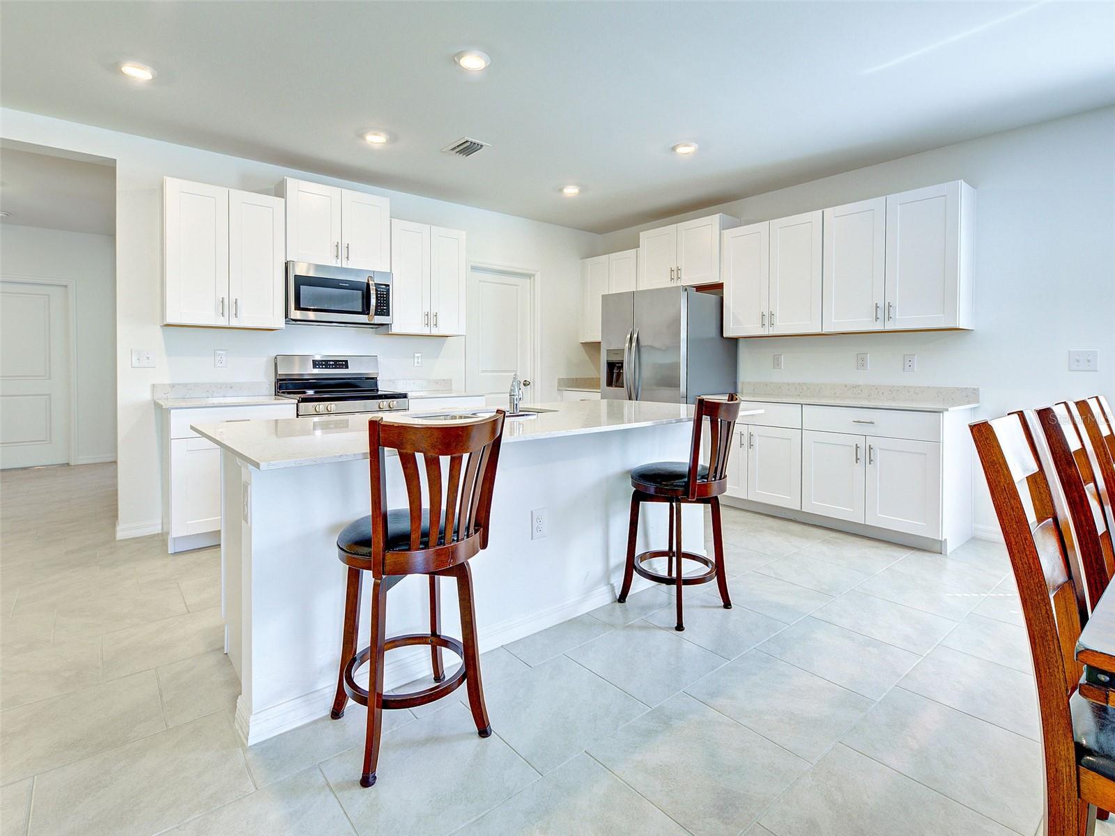 17154 Monte Isola Way Property Photo 8