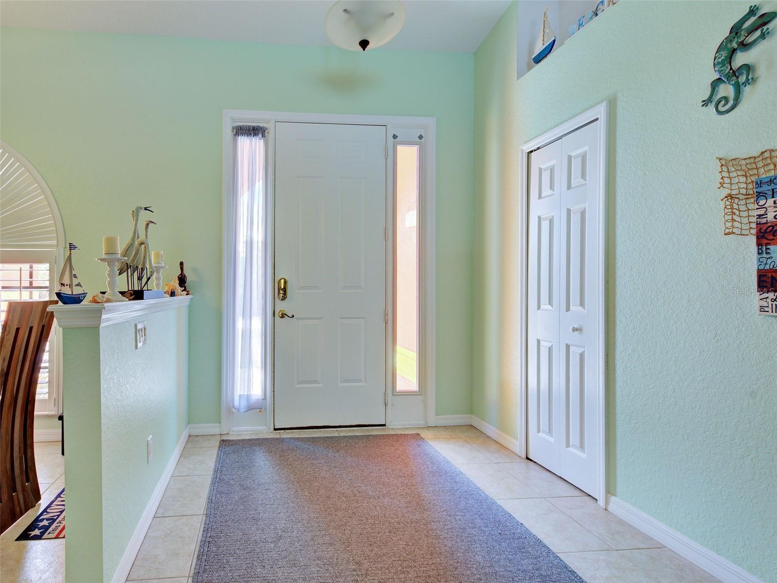 2135 Belvoir St Property Photo 8