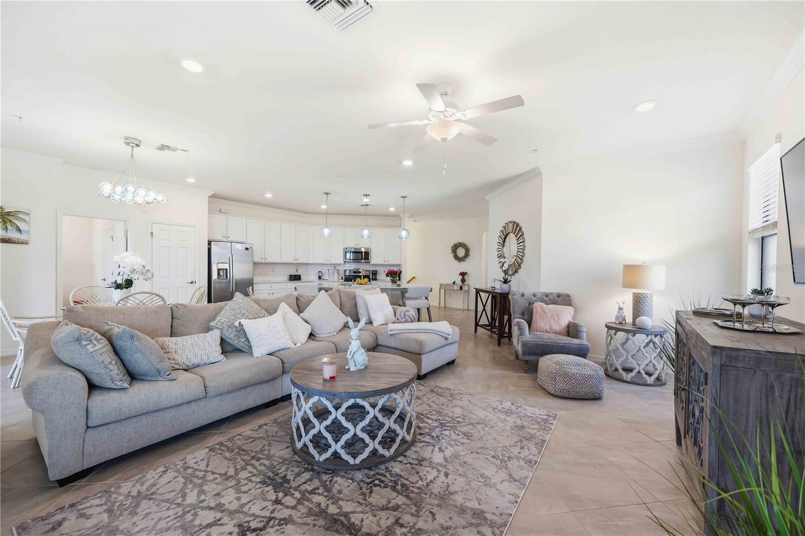 10039 Crooked Creek Dr #201 Property Photo 18
