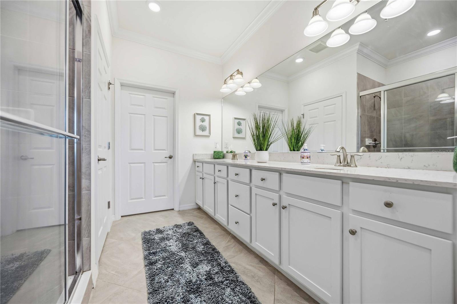 10039 Crooked Creek Dr #201 Property Photo 33