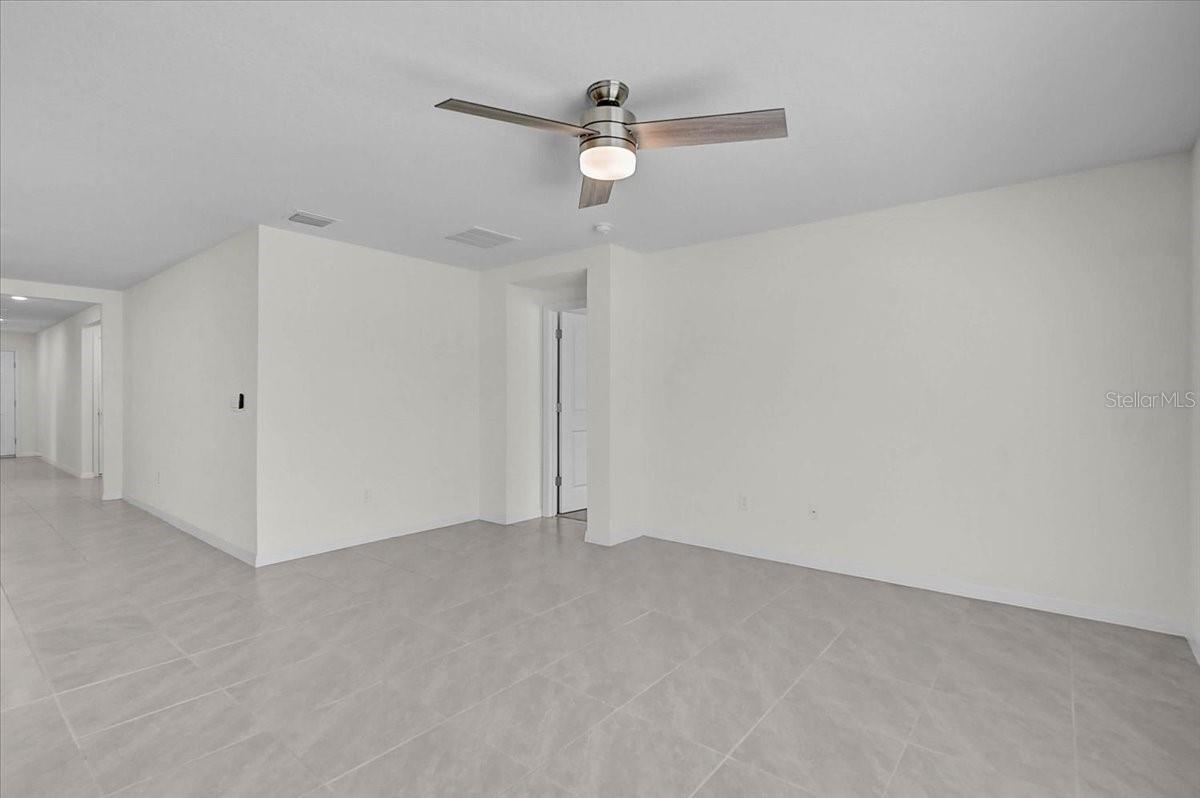 17319 Wheatberry Blvd Property Photo 8