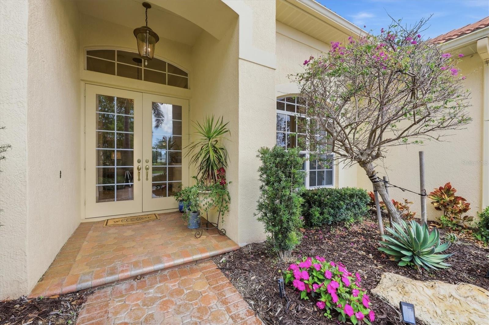 1251 Tuscany Blvd Property Photo 3