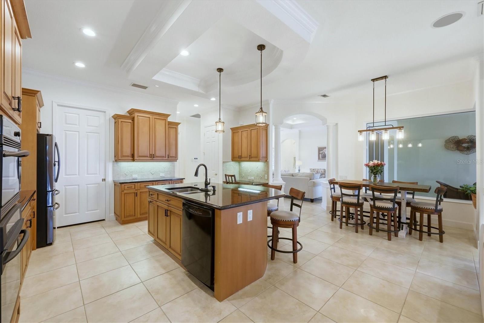 1251 Tuscany Blvd Property Photo 17