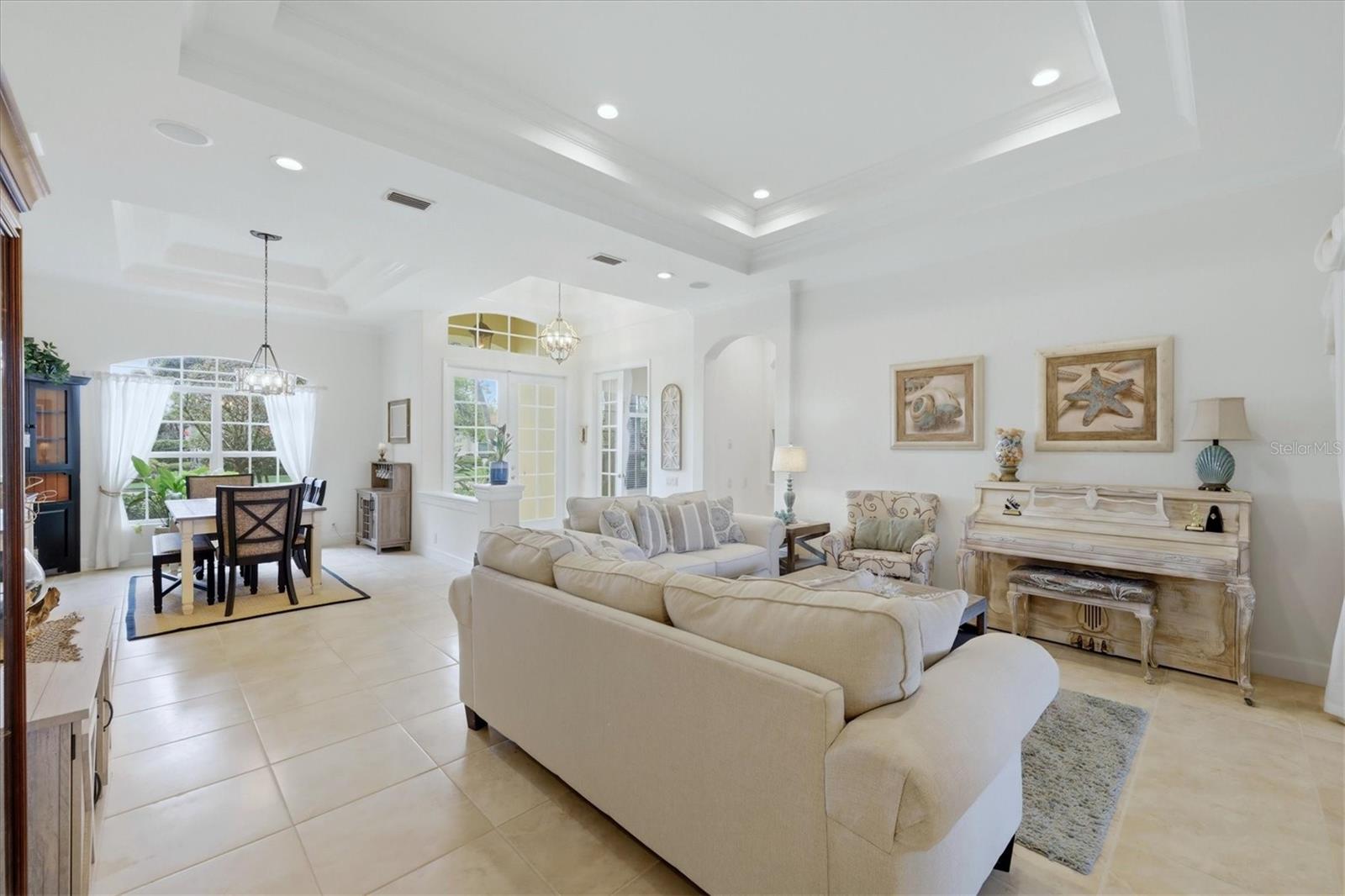 1251 Tuscany Blvd Property Photo 26