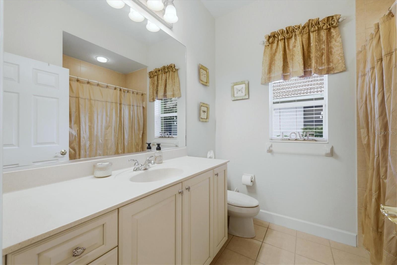 1251 Tuscany Blvd Property Photo 34