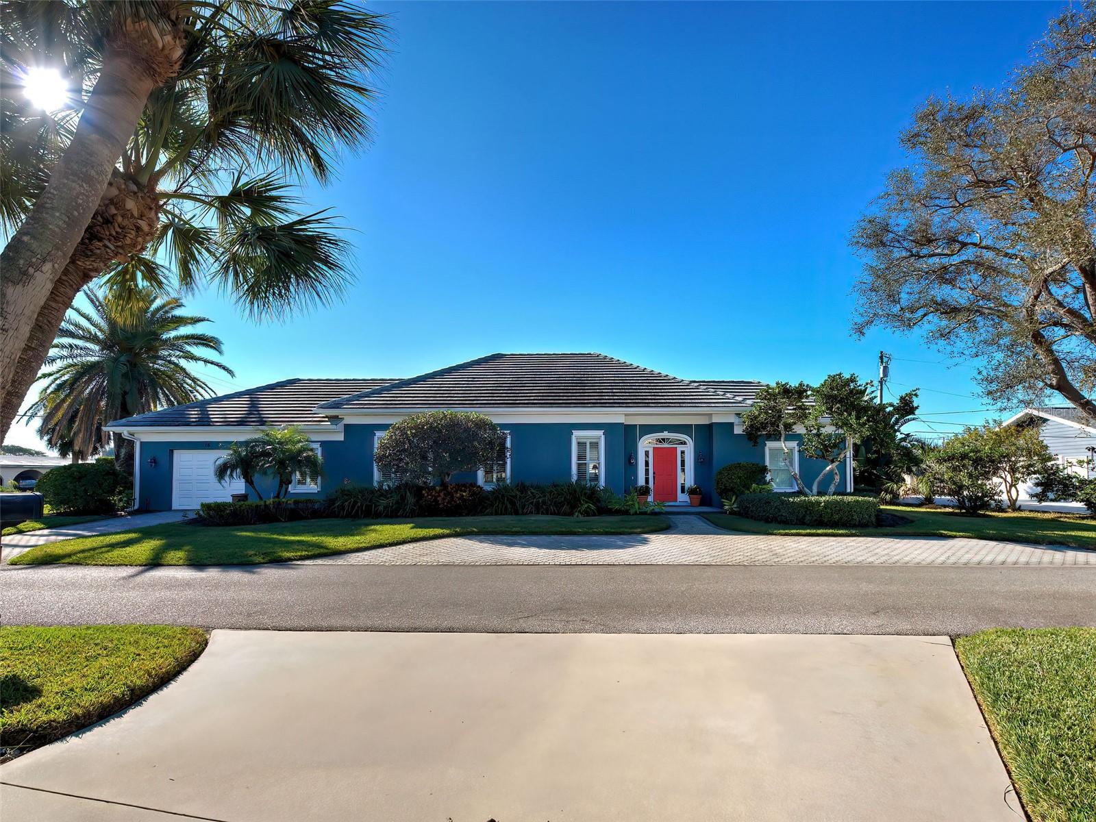 16 Gulf Manor Dr Property Photo