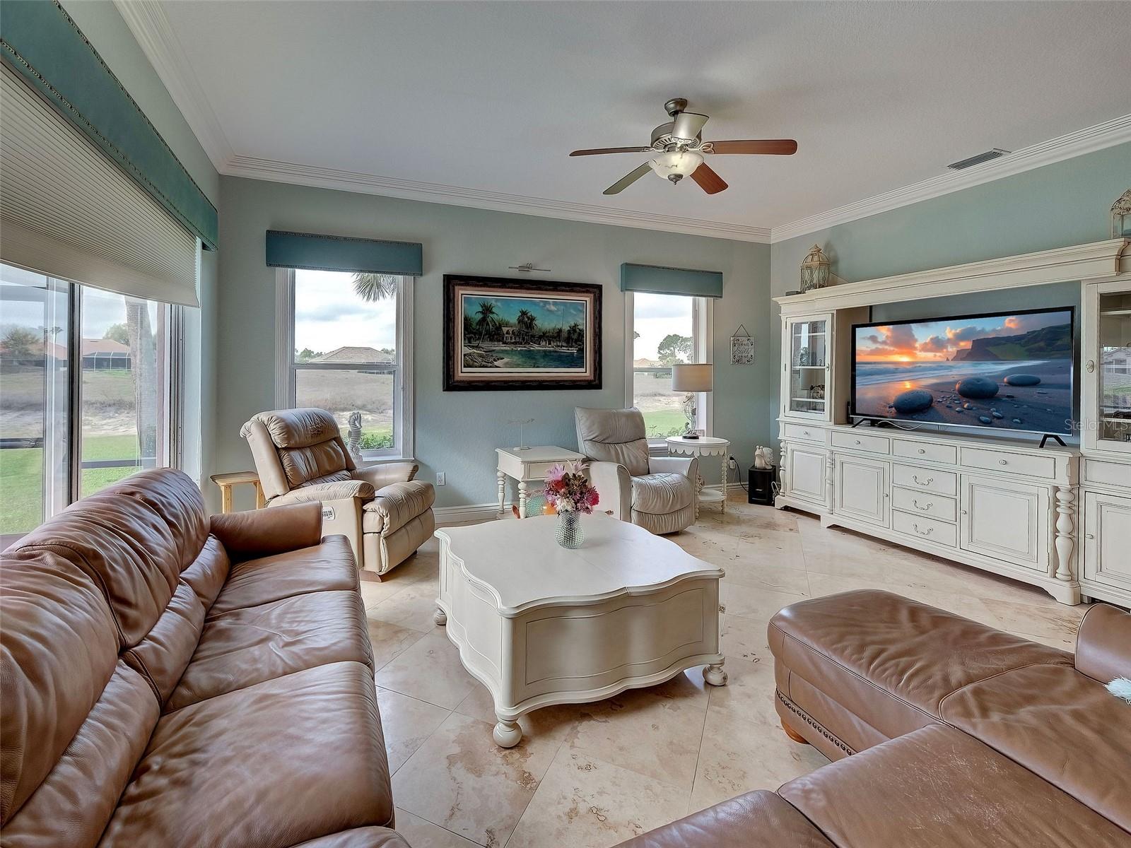 1645 Palmetto Palm Way Property Photo 10