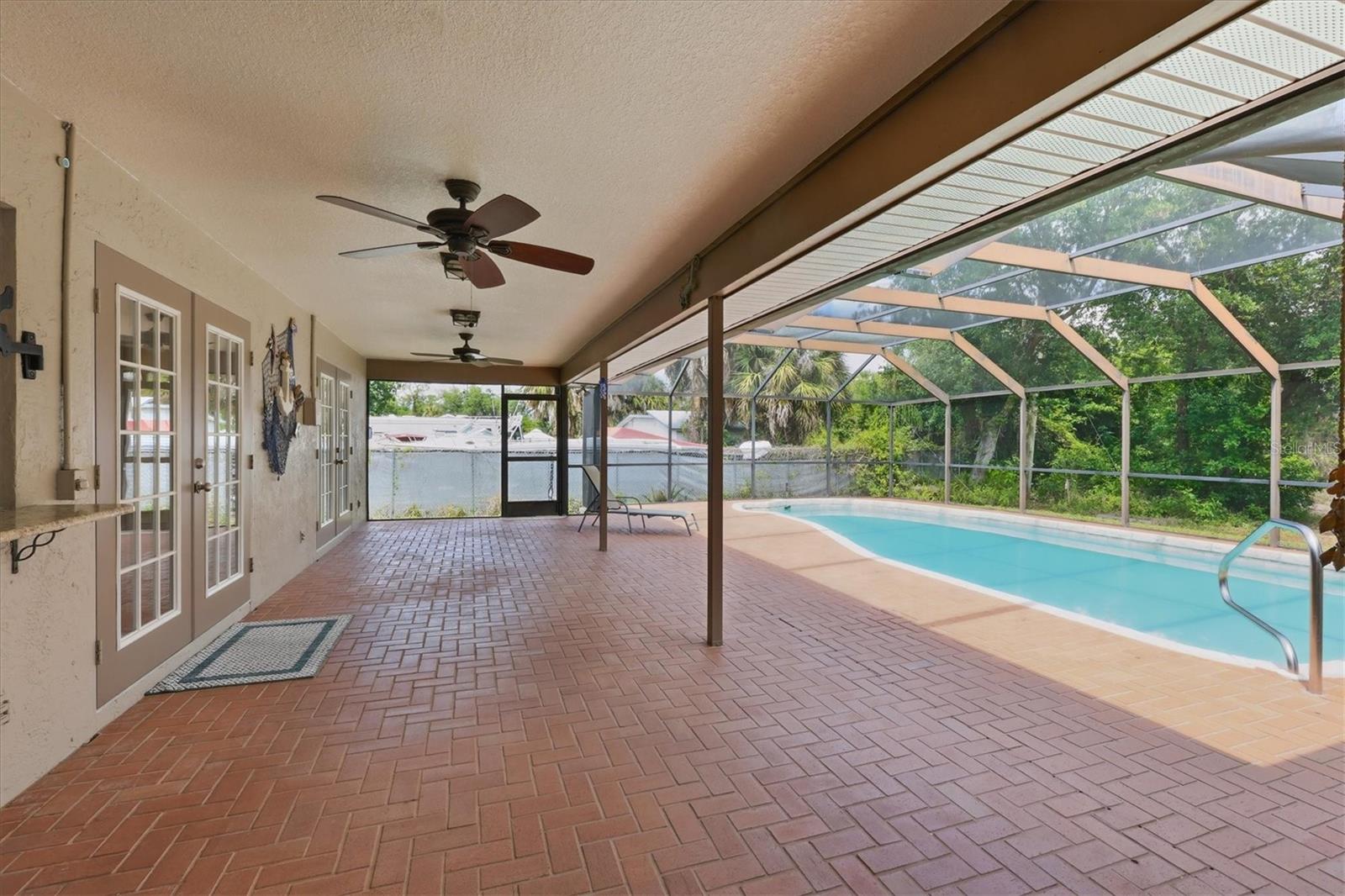 1114 Dewhurst St Property Photo 42
