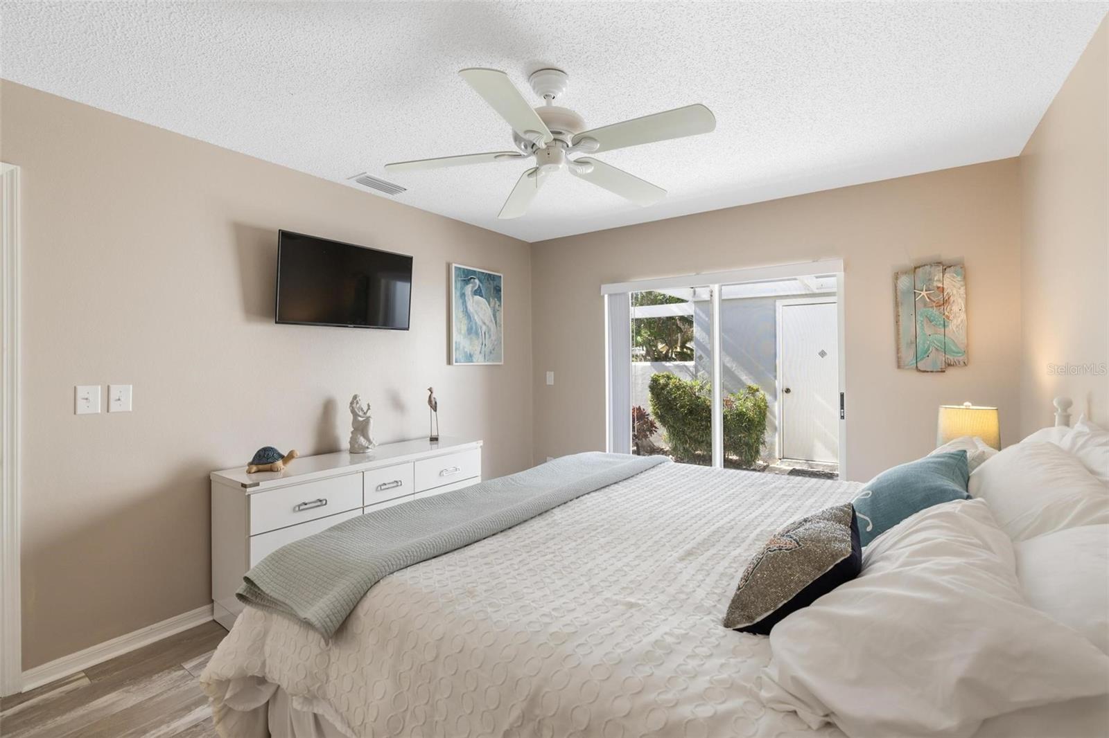 276 Cerromar Way S #60 Property Photo 17
