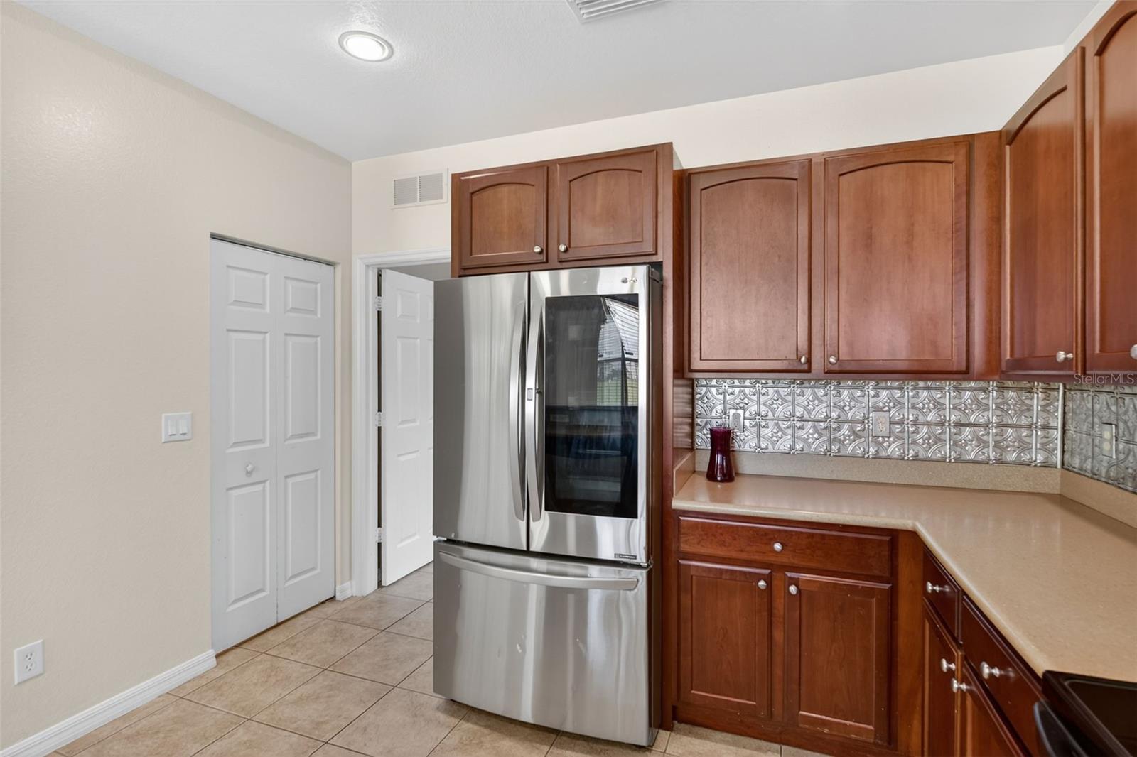 4197 River Bank Way Property Photo 9