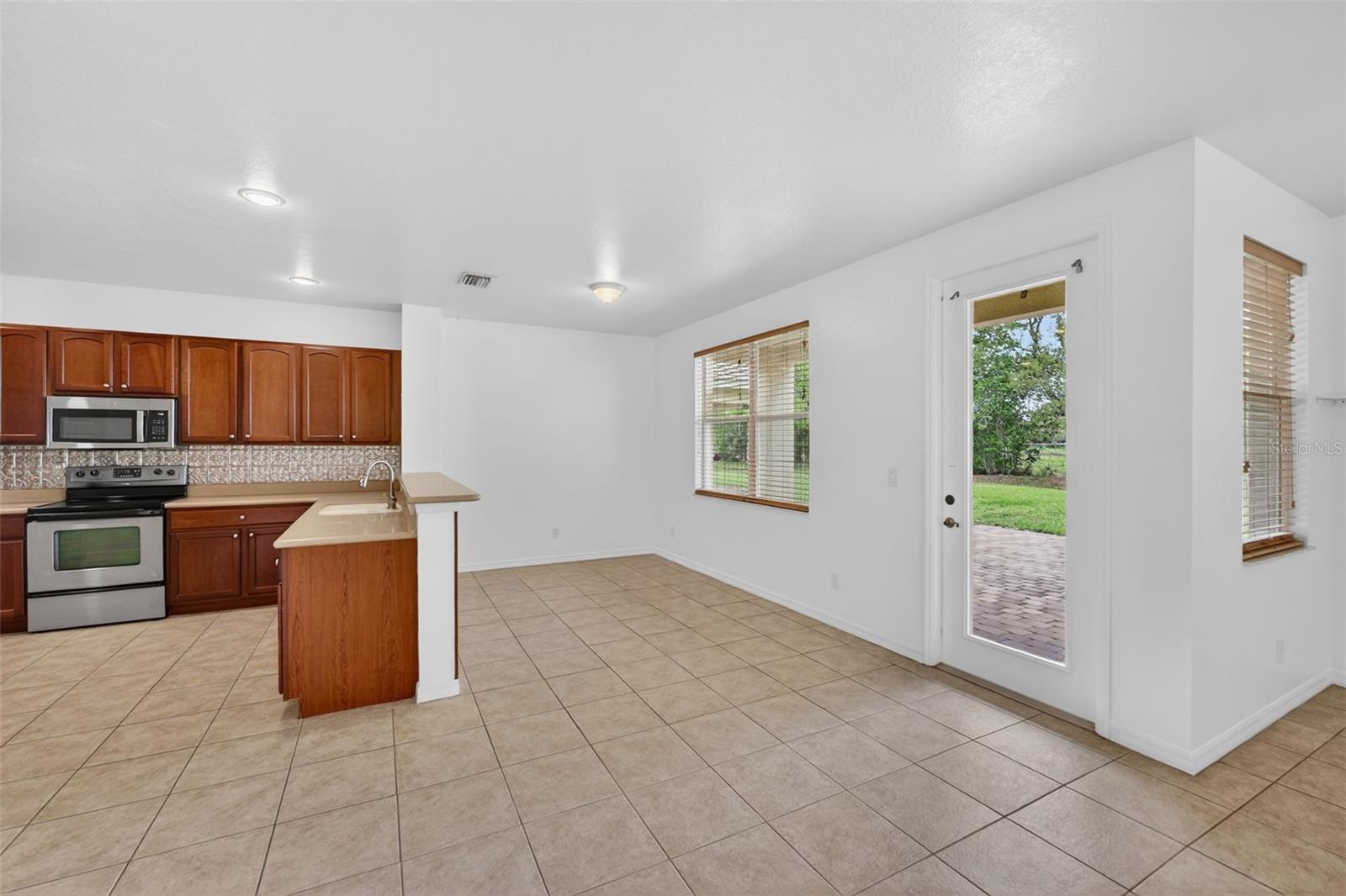 4197 River Bank Way Property Photo 14