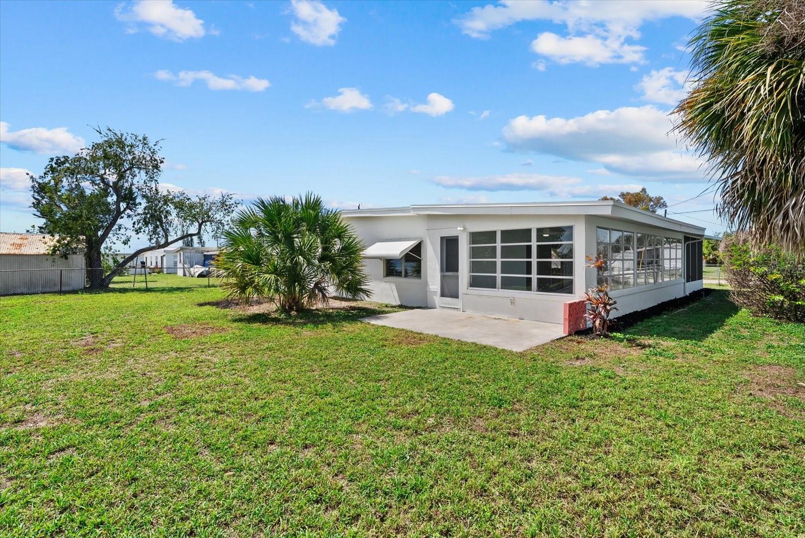 6019 Merril St Property Photo 32