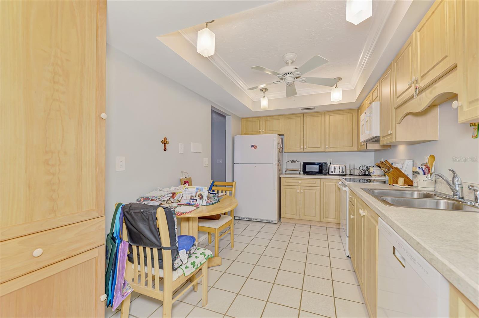 796 Capri Isles Blvd #130 Property Photo 18