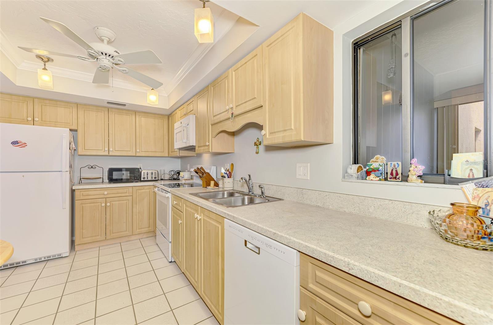 796 Capri Isles Blvd #130 Property Photo 19