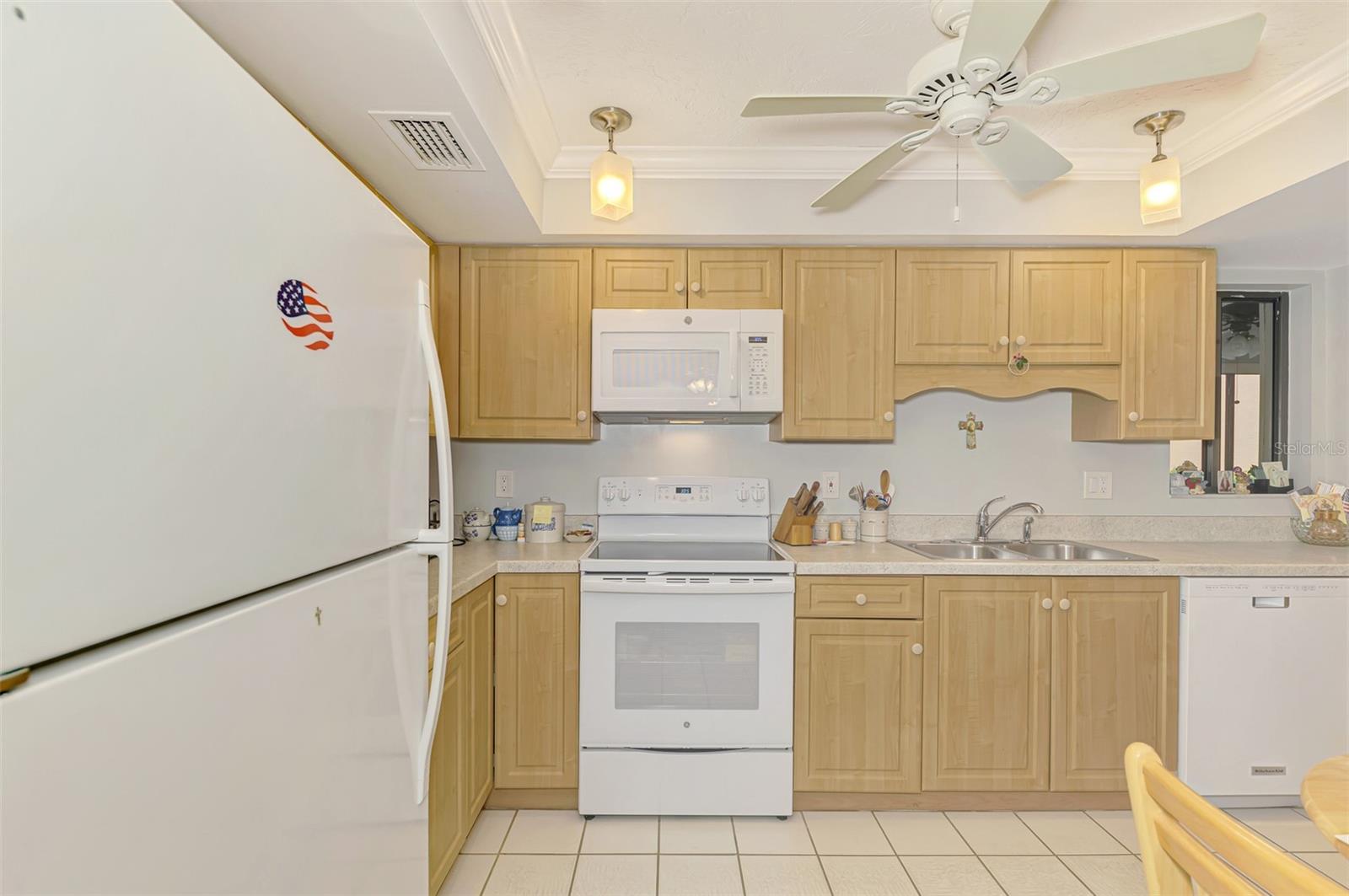 796 Capri Isles Blvd #130 Property Photo 21